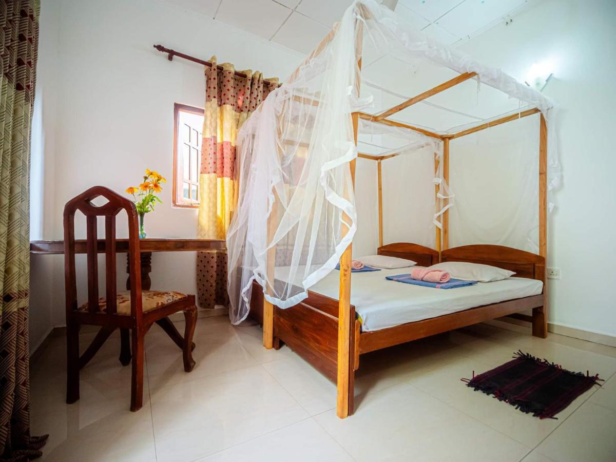 Surfing Guest House Matara Exterior foto